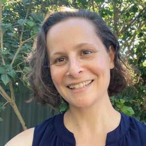 Meet your Posher, Becca